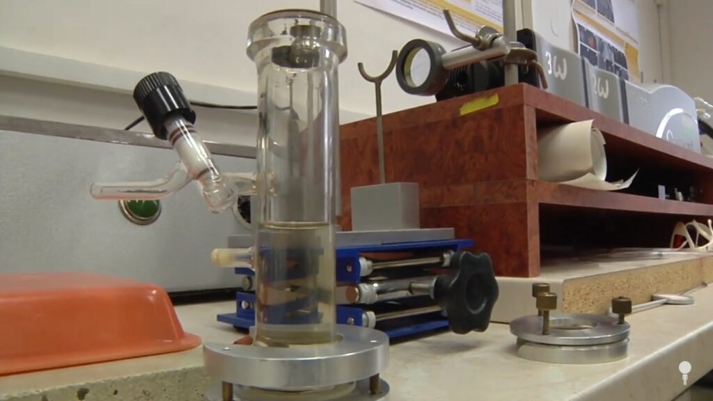 zVĚDAvosti: Laser ve službách chemie